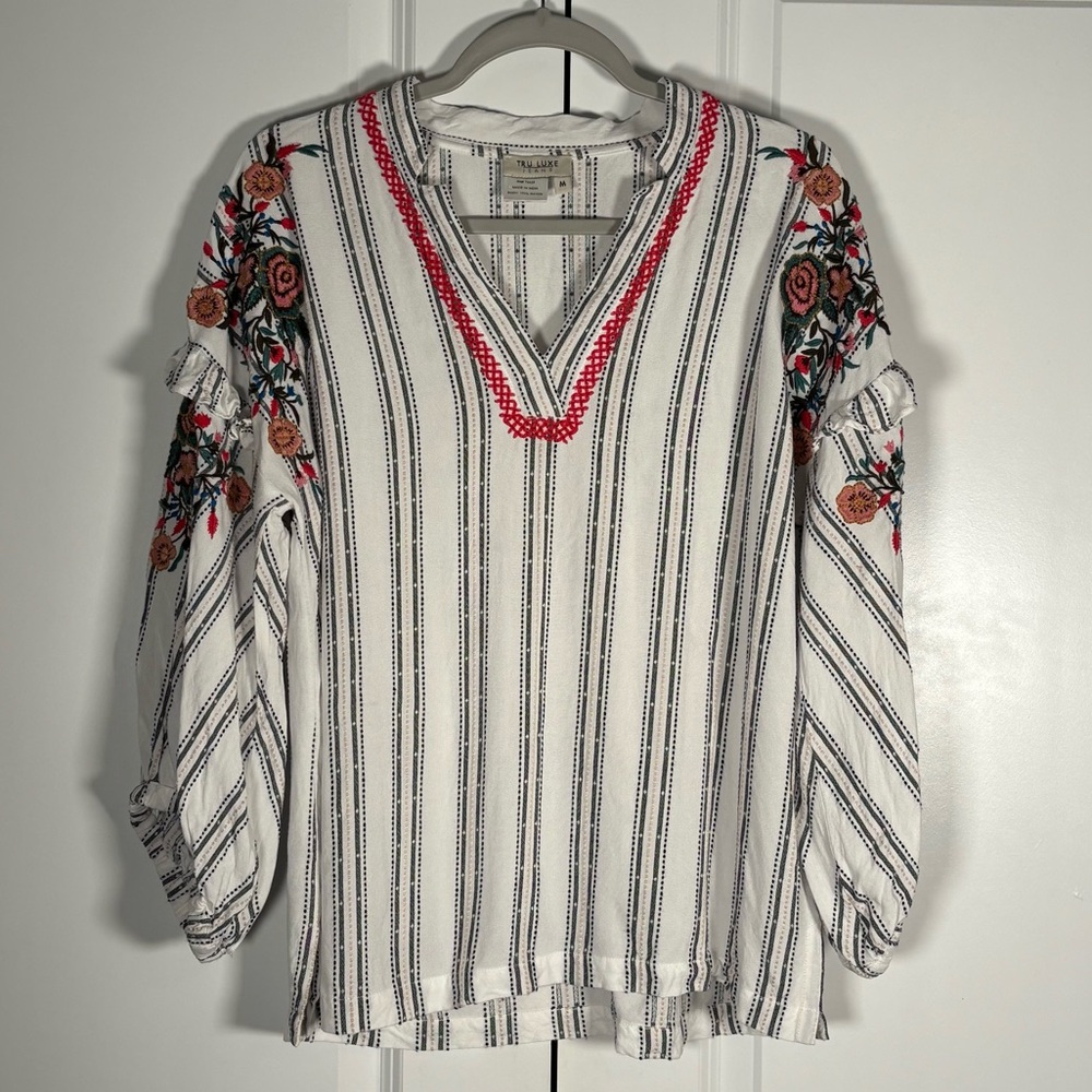 Tru Luxe Floral Embroidered 3/4 Sleeve Top
